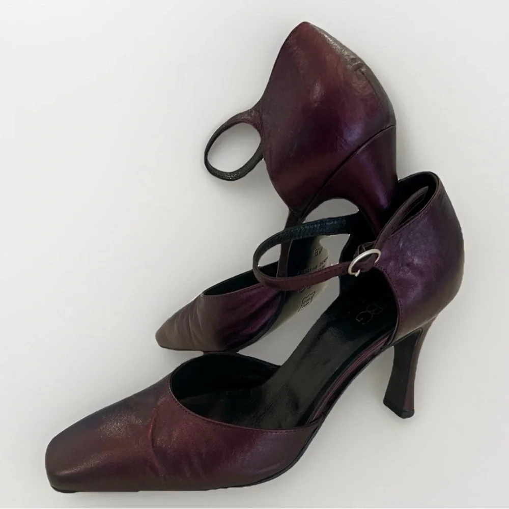 BCBG Max Azria Metallic Plum Italian Leather Heels With Strap - Size 8